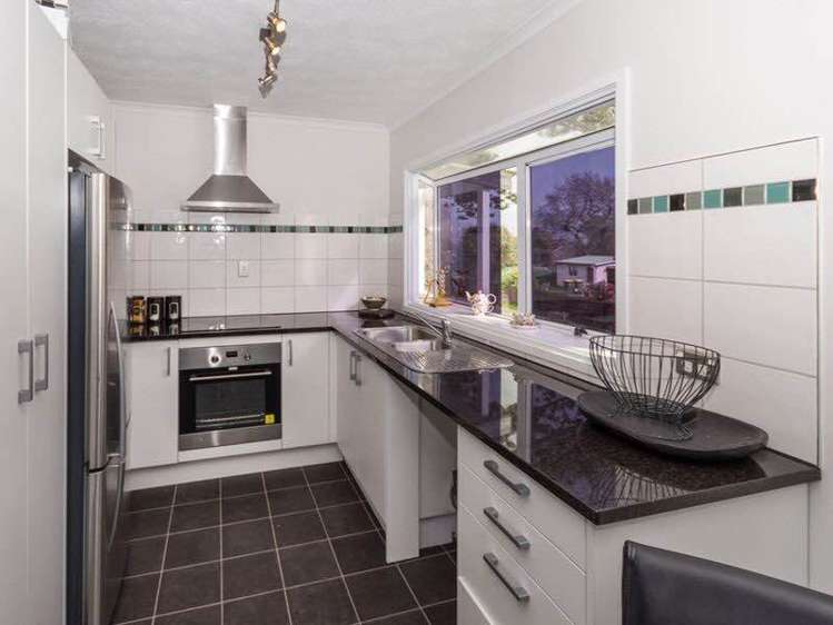 2/23 Beihlers Road Manurewa_3