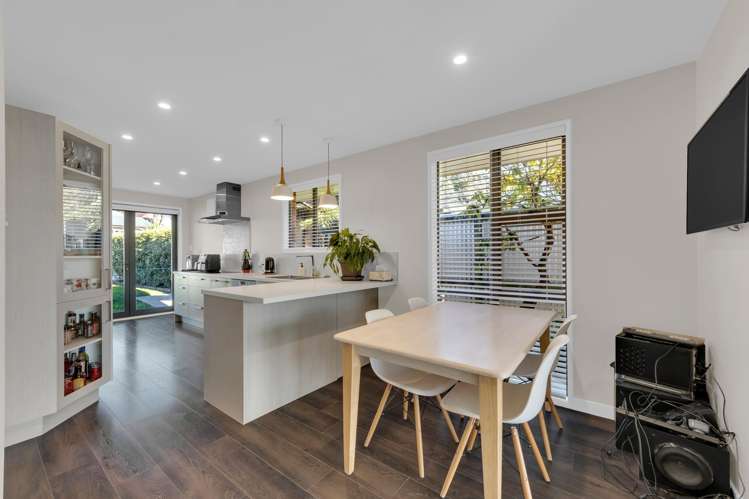 2 Leonard Place Saint Martins_8