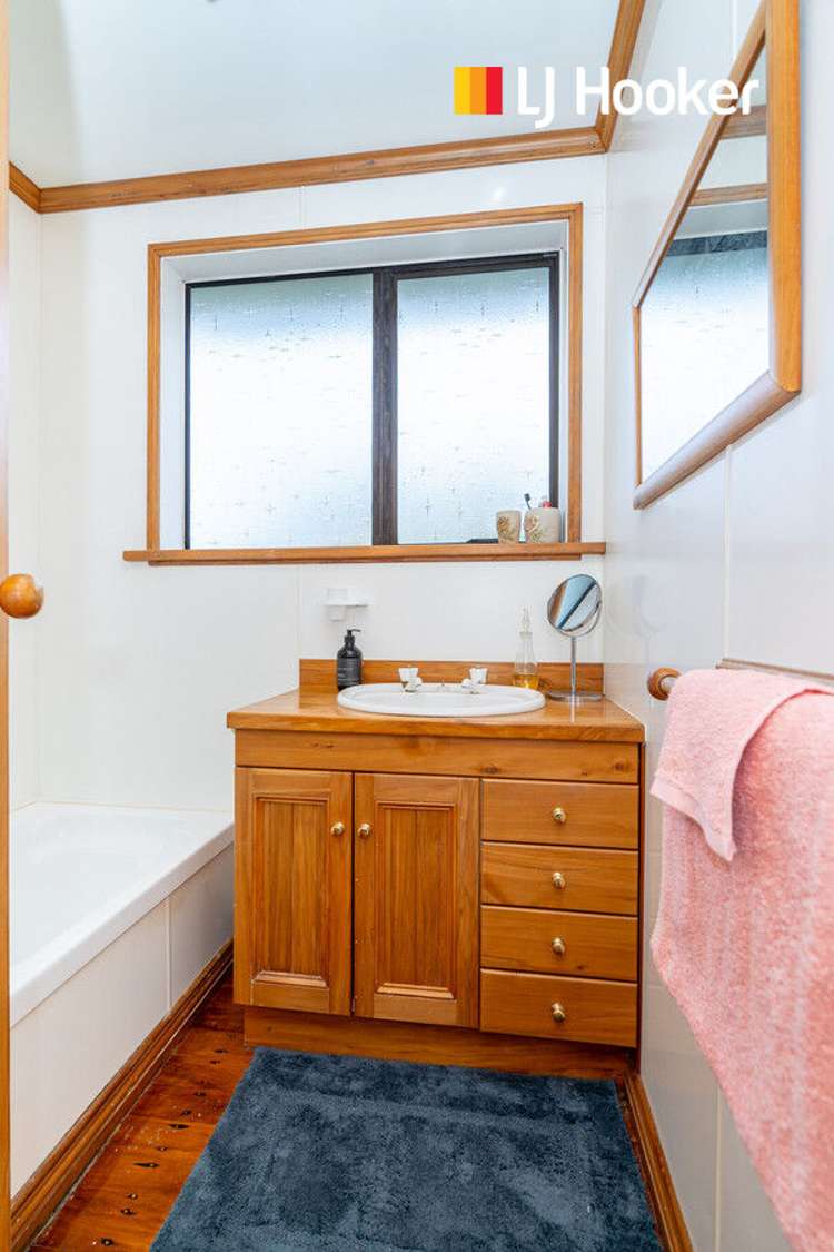 104 Riselaw Road Calton Hill_13