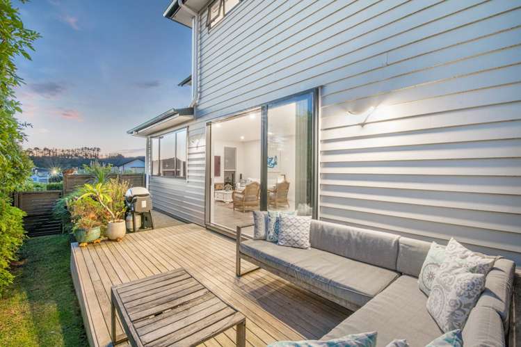 17 Takurua Terrace Orewa_24