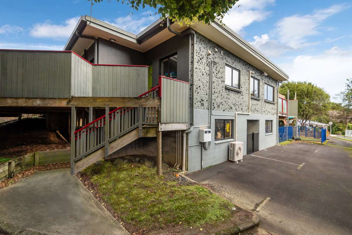 71 Roseberry Avenue_1
