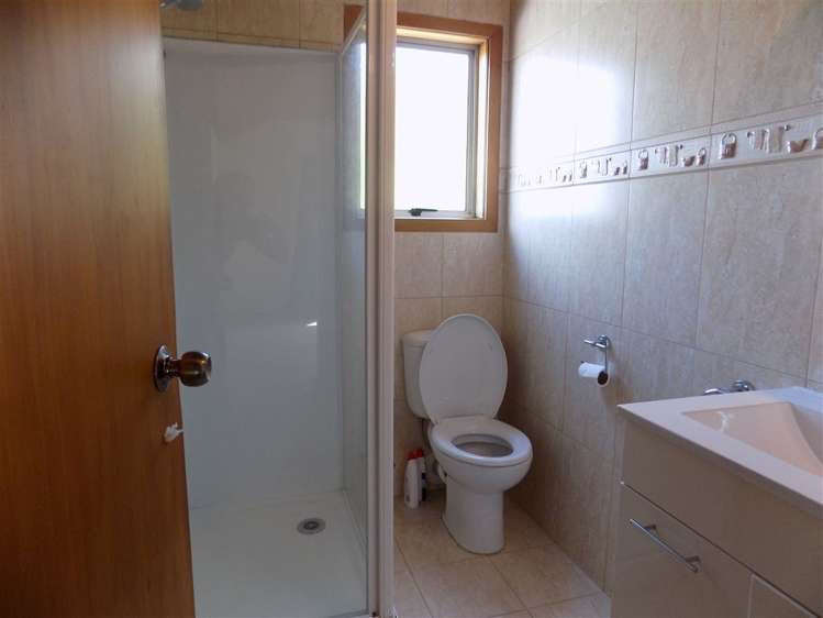 60 Te Atatu Road Te Atatu South_18