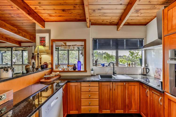 28 Wood Bay Road Titirangi_8