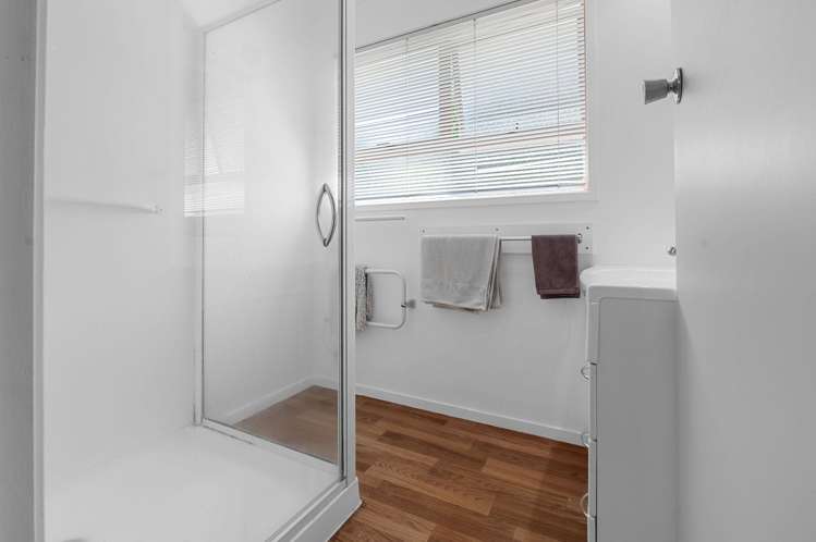 16 Rothesay Place Dinsdale_10