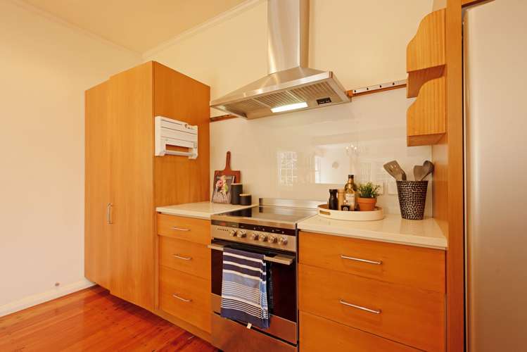 9 Joll Street Karori_17