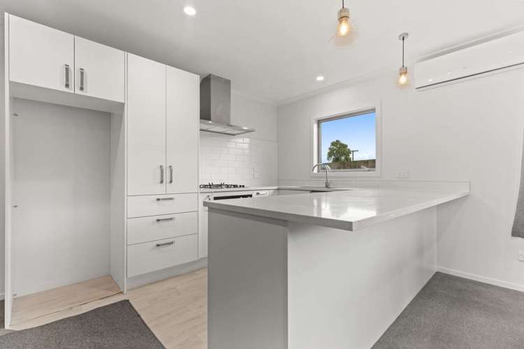 1/11 Maynard Place Temple View_5