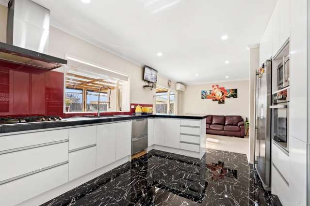 58 Medvale Avenue Flat Bush_3