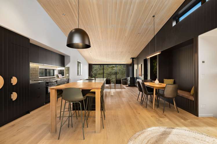 11 Powder Terrace Arthurs Point_5