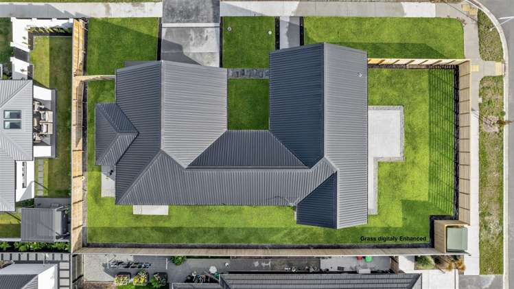 1 Candlesticks Crescent Lincoln_11