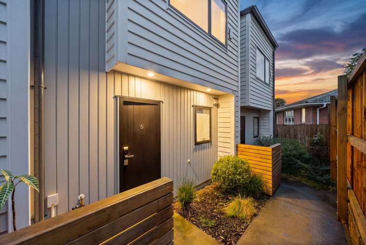 5/9 Flanshaw Road Te Atatu South_23