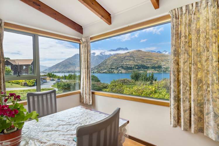 33 Larch Hill Place Queenstown_3