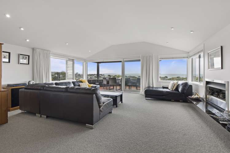 9 Rahopara Street Castor Bay_7