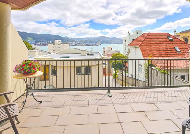 12/22 Oriental Terrace Oriental Bay_2