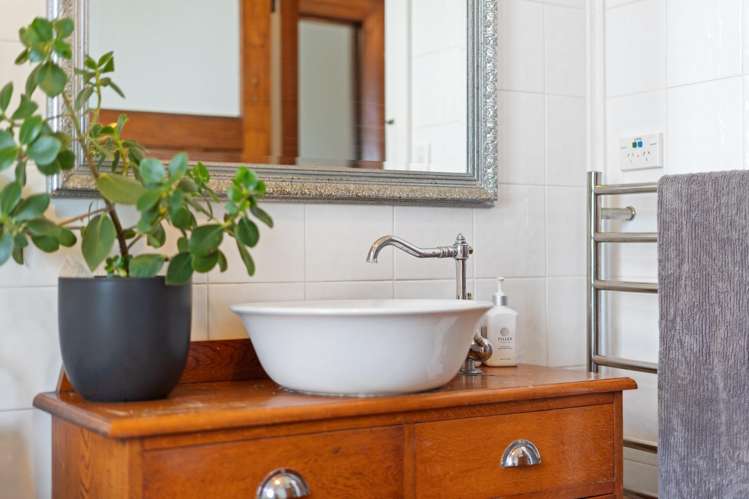 23a Shakespear Road Army Bay_15