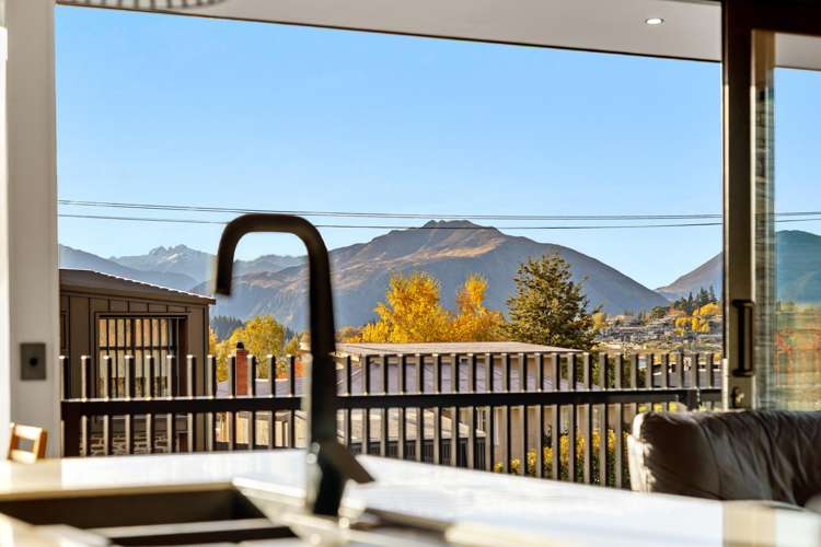 148 Warren Street Wanaka_20