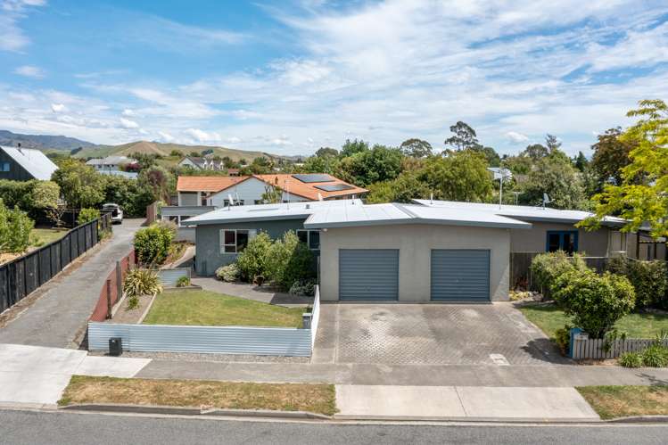 2/8 Faulkland Drive Witherlea_27