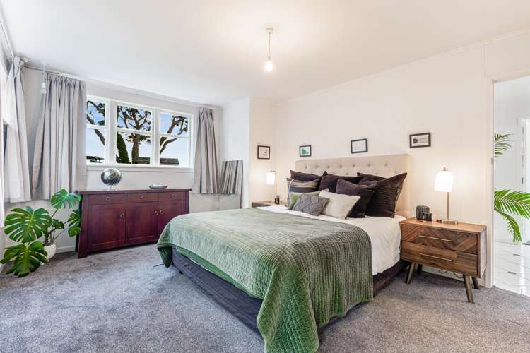 68 Cliff Road Torbay_23