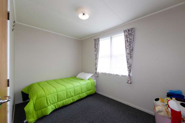 61 Whitby Crescent Flaxmere_7