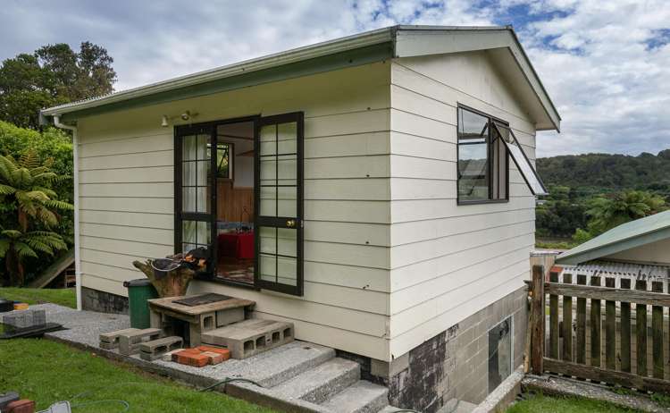 1042 State Highway 7 Dobson_8