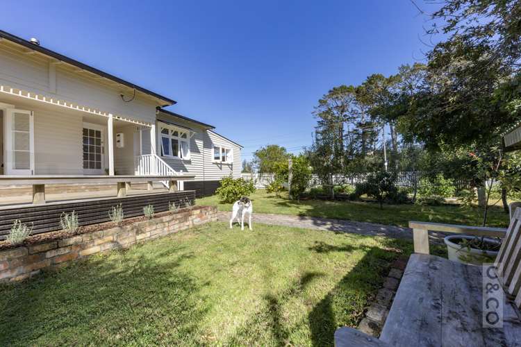 3 Downer Street Helensville_34