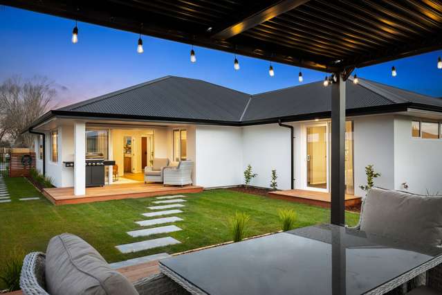 8 Strowan Avenue Elgin_1