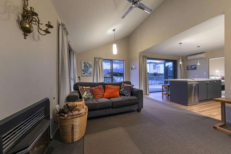 35 Parry Crescent Lake Hawea_24