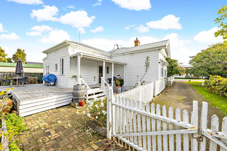 101 Edinburgh Street Pukekohe_11