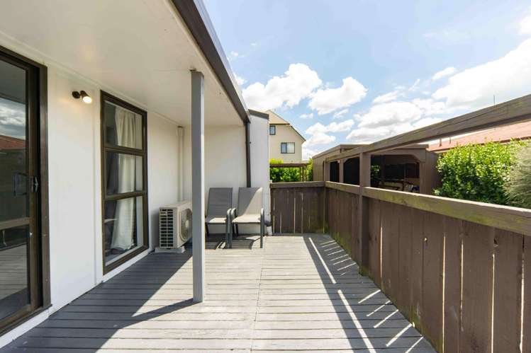 3/125A Knighton Road Hillcrest_17