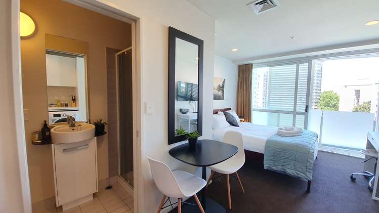 822/10 Waterloo Quadrant Auckland Central_0