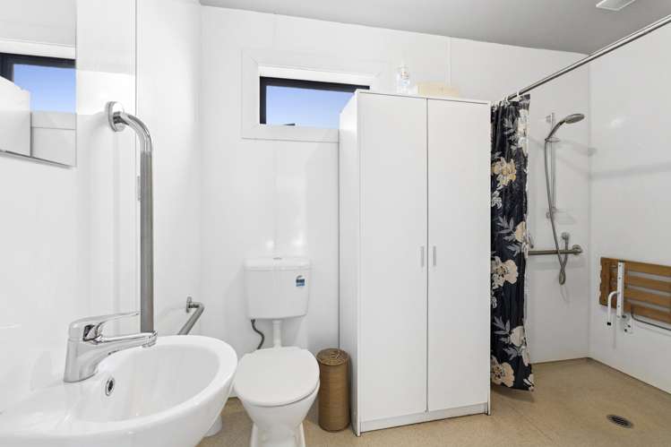 2 Cleland Close Wanaka_11