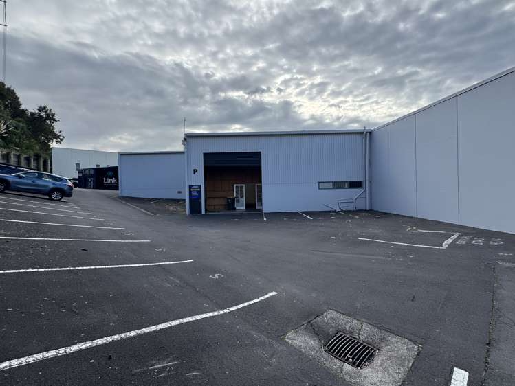 16/18 Link Drive Wairau Valley_12