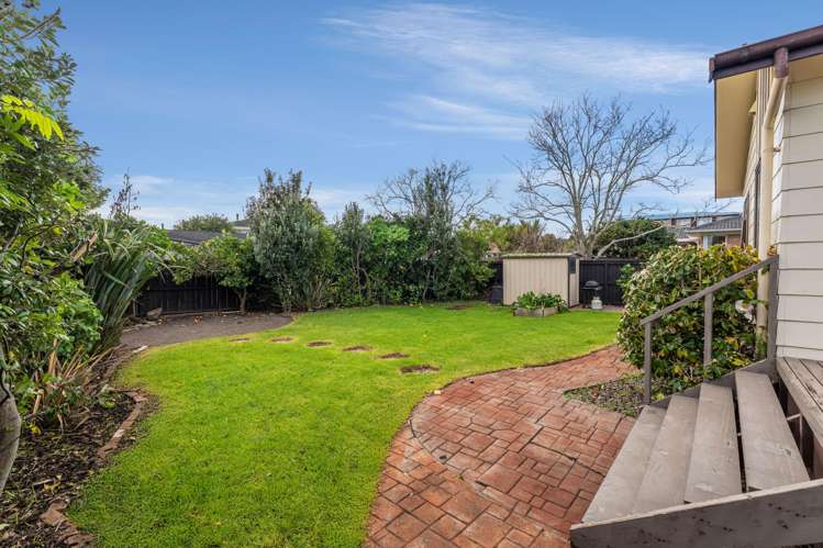 8 Chipping Dale Mangere Bridge_17