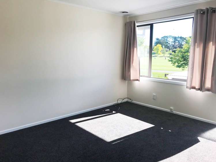 3/11 Rustic Avenue Mount Roskill_4