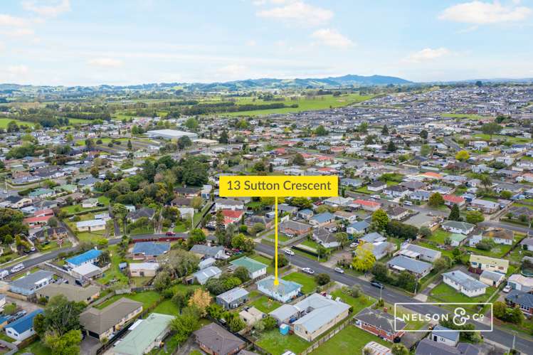 13 Sutton Crescent Papakura_15