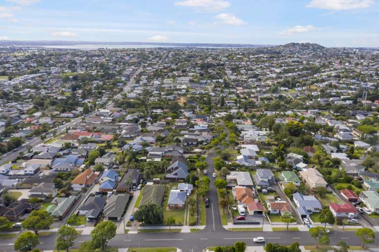 108 Terry Street Blockhouse Bay_19