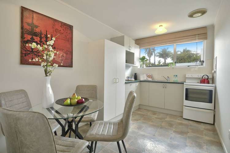 33b Mccrystal Avenue Eastern Beach_15