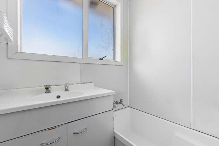 14 & 14a Jordan Road Mangere_7