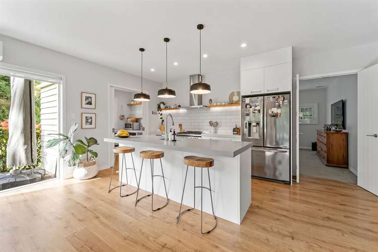 18b Hobbs Road Matakatia_13