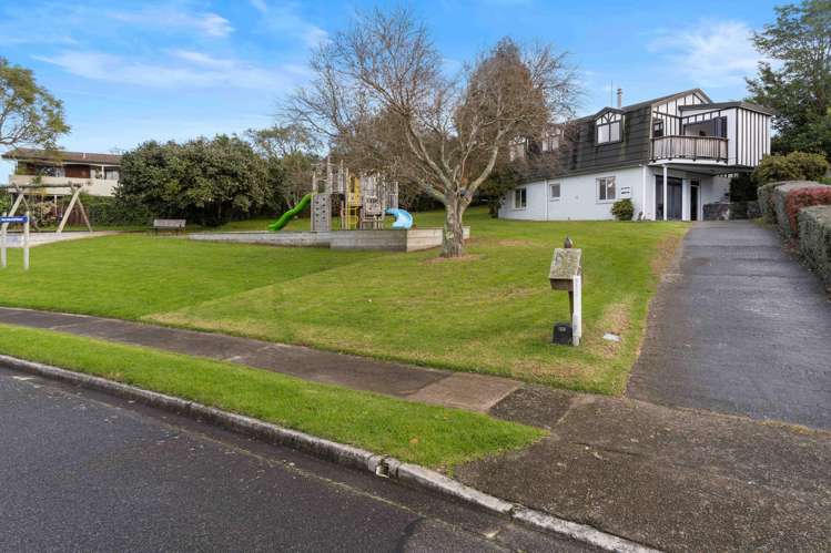 53 Heron Avenue East Matua_29