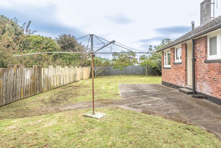 39 Fitzherbert Avenue Springvale_13