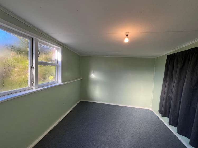 22 Mahoe Street Ōtaki Beach_20
