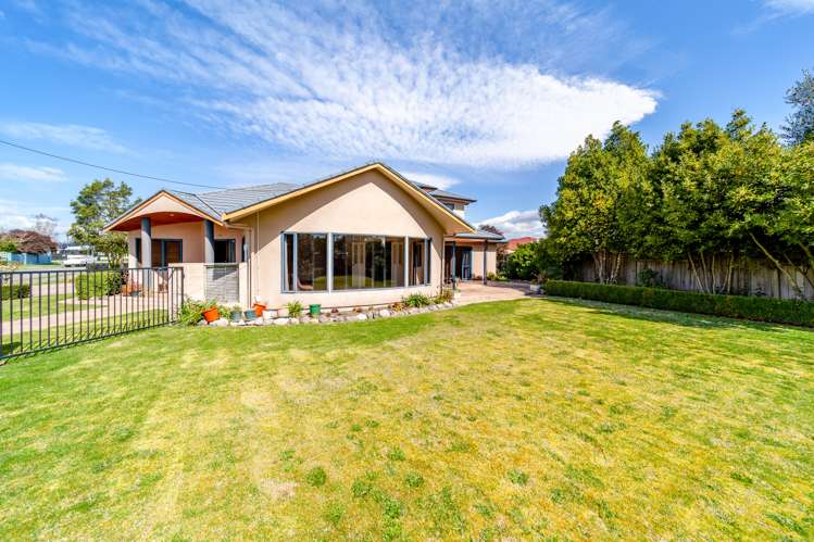 2 Belgrove Drive Waipukurau and Surrounds_24