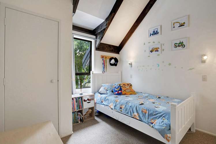 2/5 Eugen Place Bayview_9