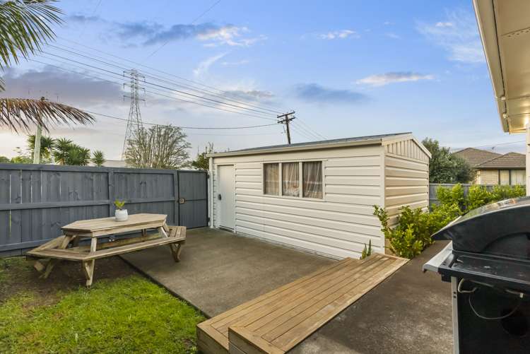 11 Grainger Road Te Atatu South_6