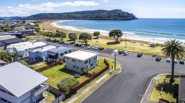 201 Esplanade Drive Whangamata_1