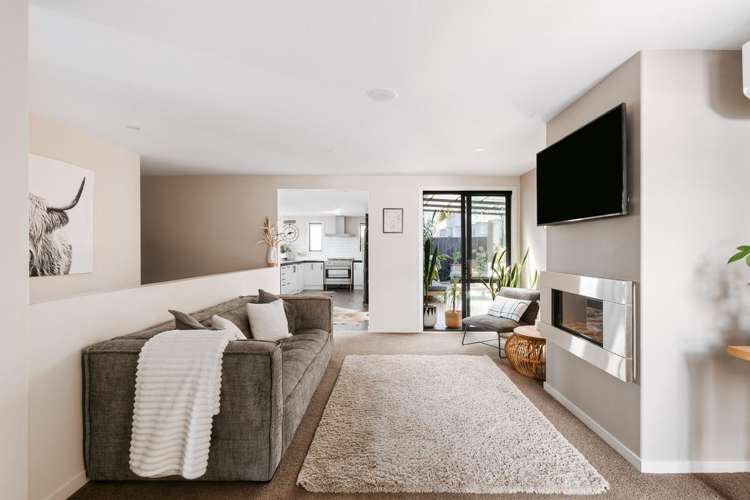 16 Gyle Place Pyes Pa_7