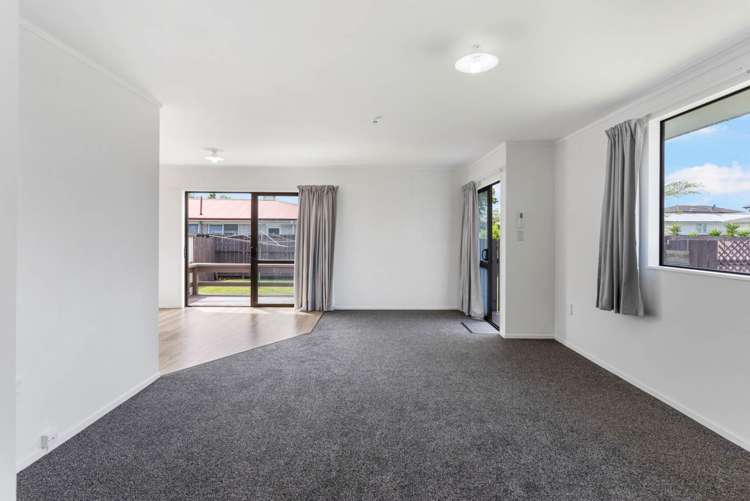 2/27 Scott Road Papakura_11