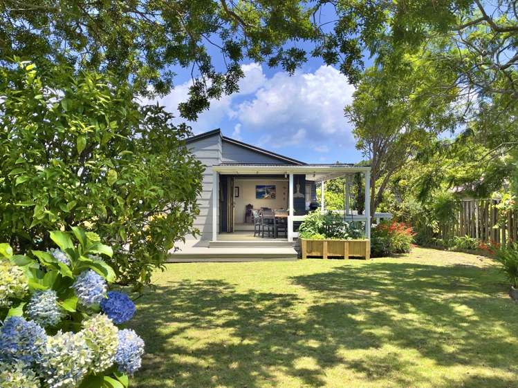 402 Linton Crescent Whangamata_0