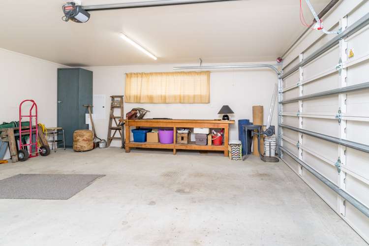 35 Heathfield Drive Mosgiel_26