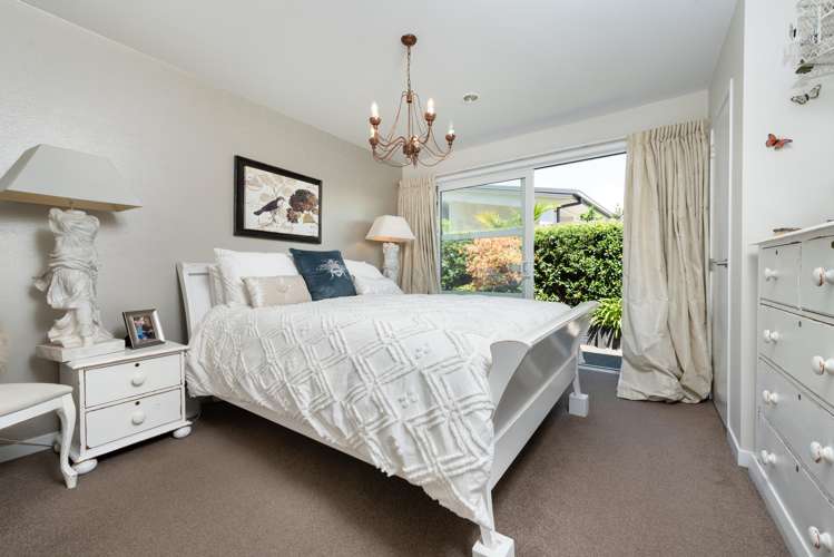 17 Aubrey Way Brookfield_12